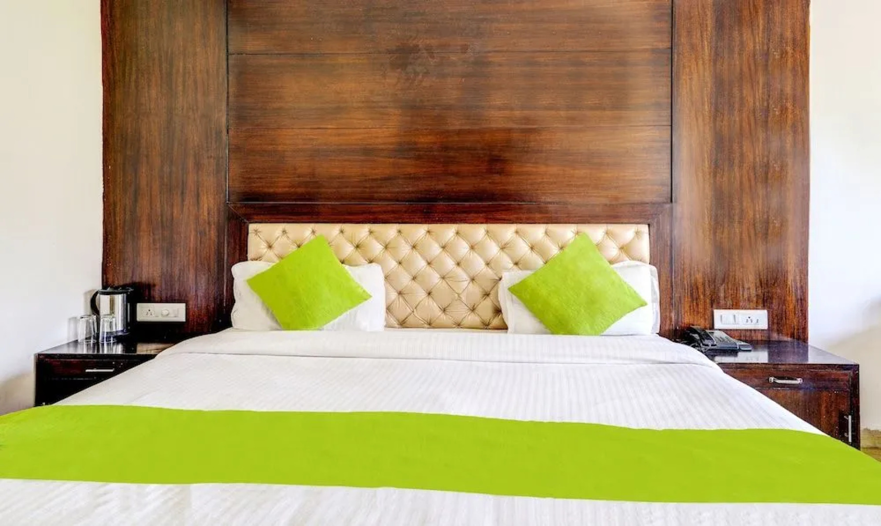 Treebo Trend Royal Mansion