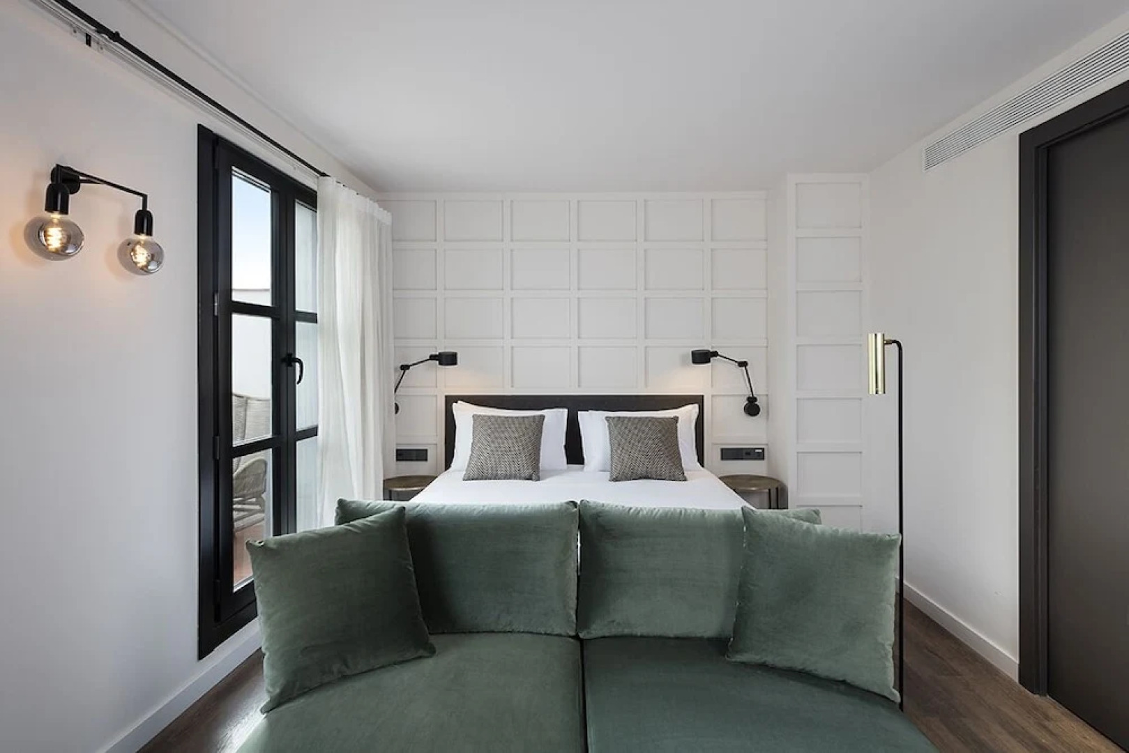 Yurbban Ramblas Boutique Hotel