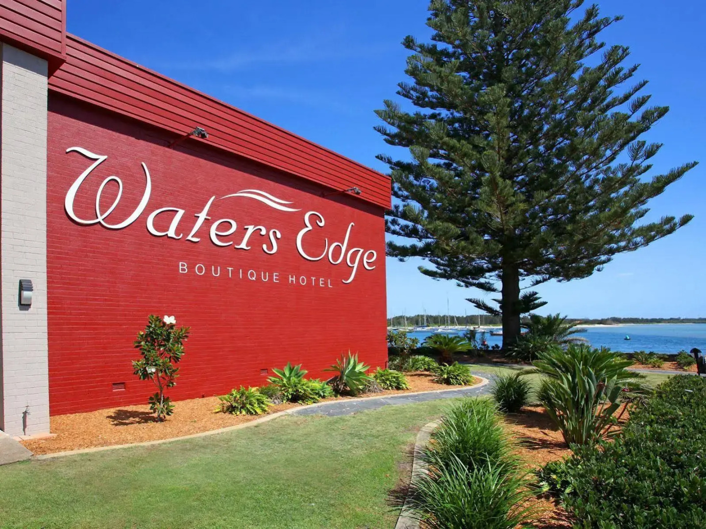 Comfort Resort Waters Edge