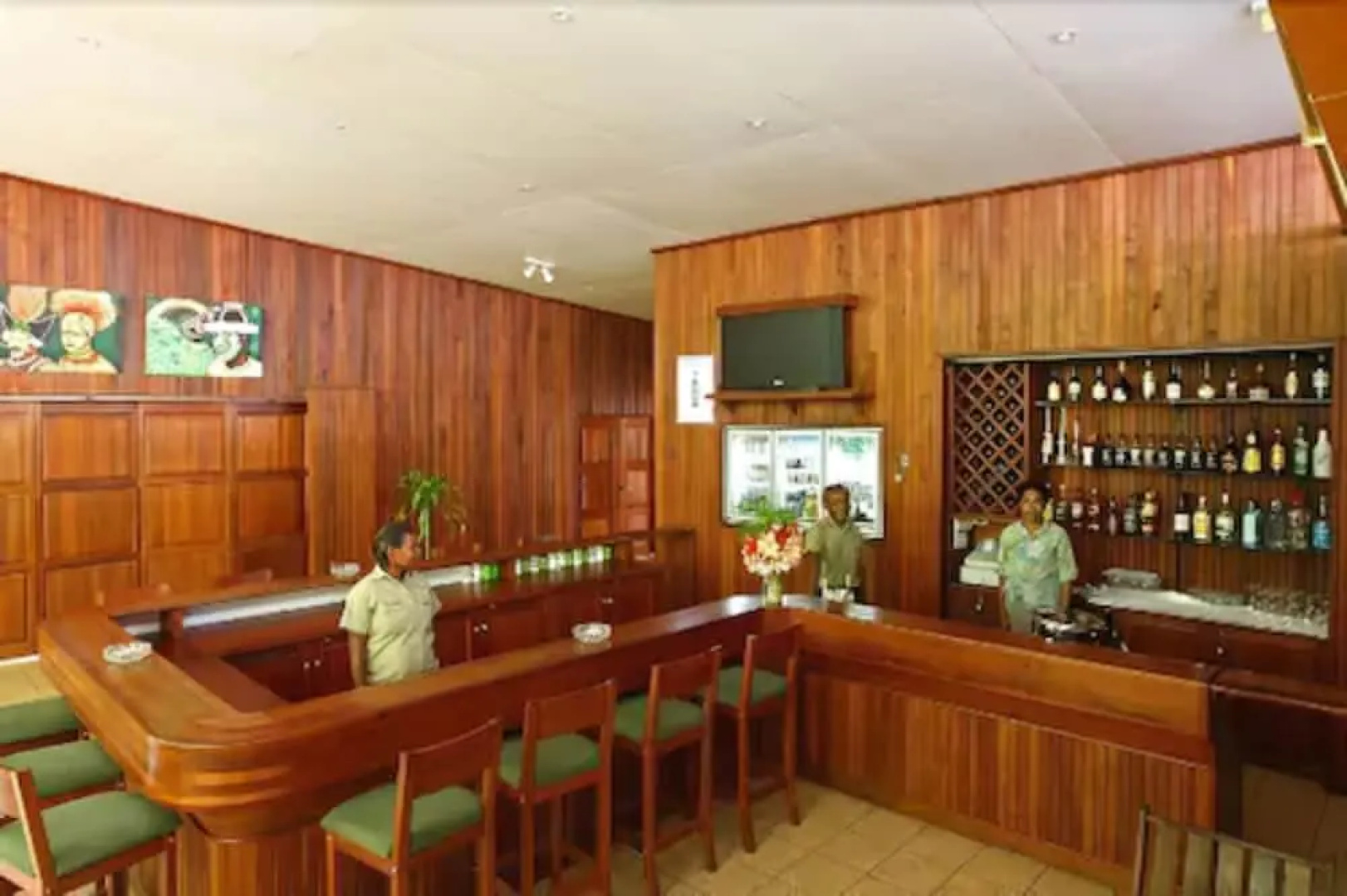 Pacific Gardens Hotel