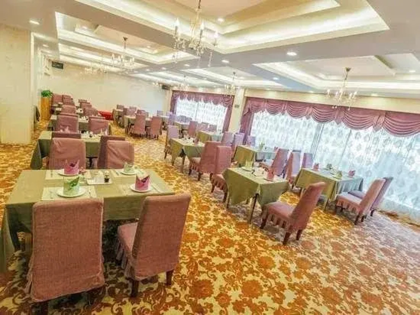 Zhonghui Hotel