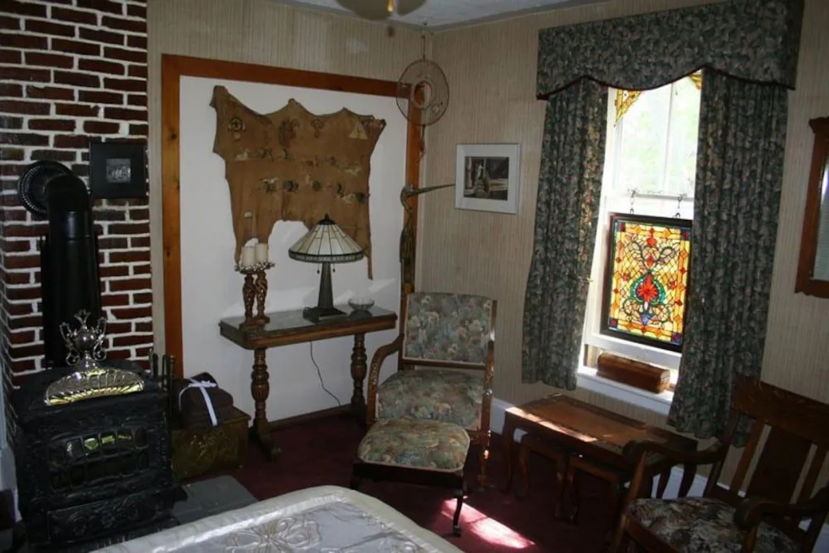 A Boat to Sea Bed & Breakfast