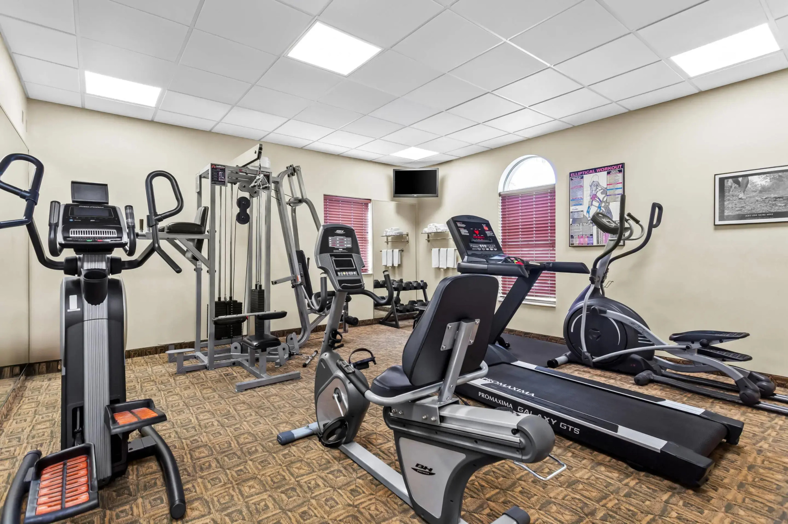 Quality Inn Airport - Cruise Port