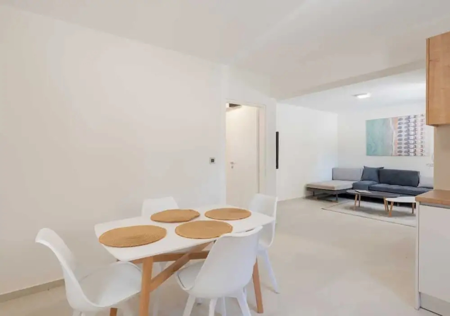 Costa Vasia Suites & Apartments
