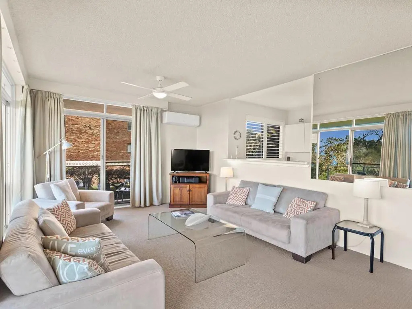 The Helm, Unit 1, 22 Voyager Close