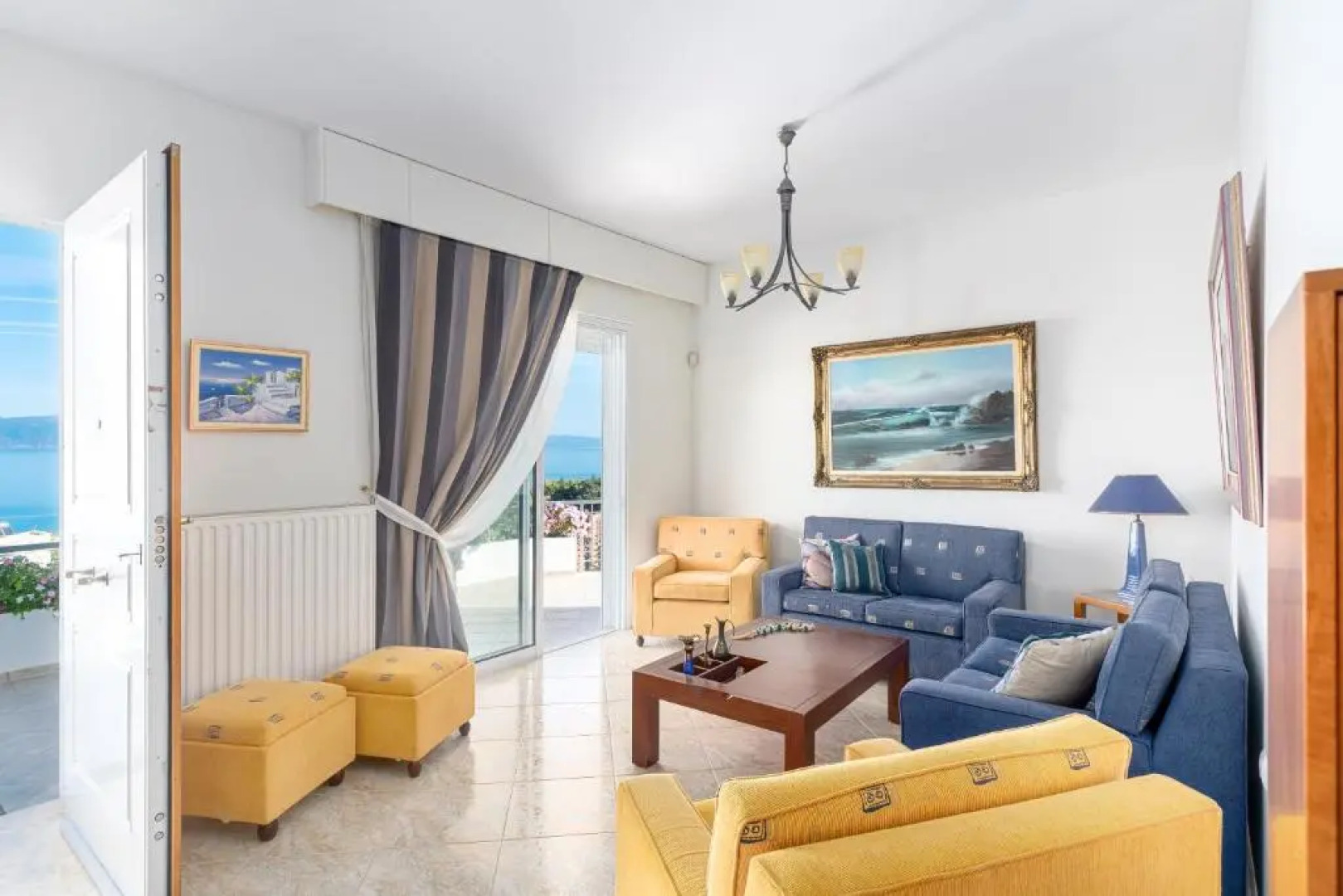 Villa Thea-1 hour and 50 minutes from Athens International Airport