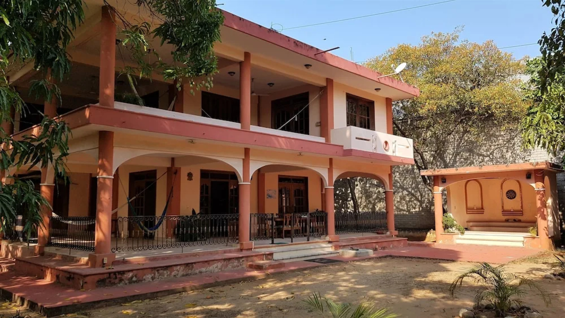 Villa Mango Hostel