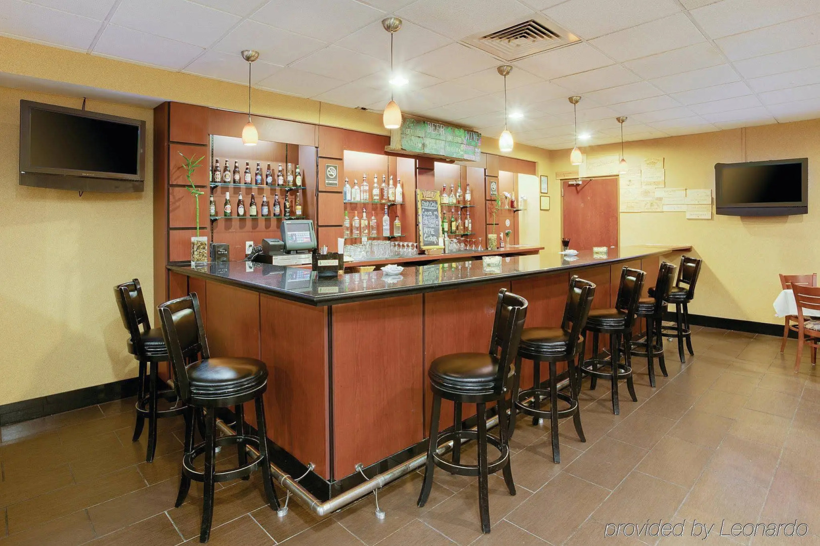 La Quinta Inn & Suites Pittsburgh North - Mcknight