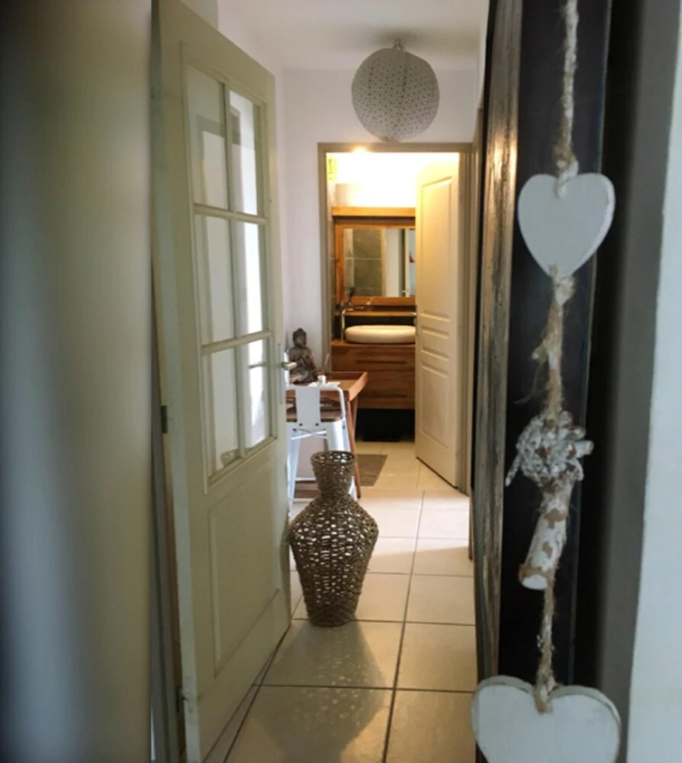 Apartment with 3 Bedrooms in Saint-Gilles Les Bains, with Furnished Terrace And Wifi - 2 Km From the Beach