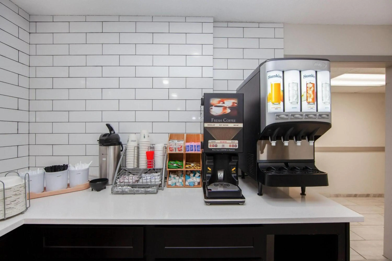 Super 8 by Wyndham Marston