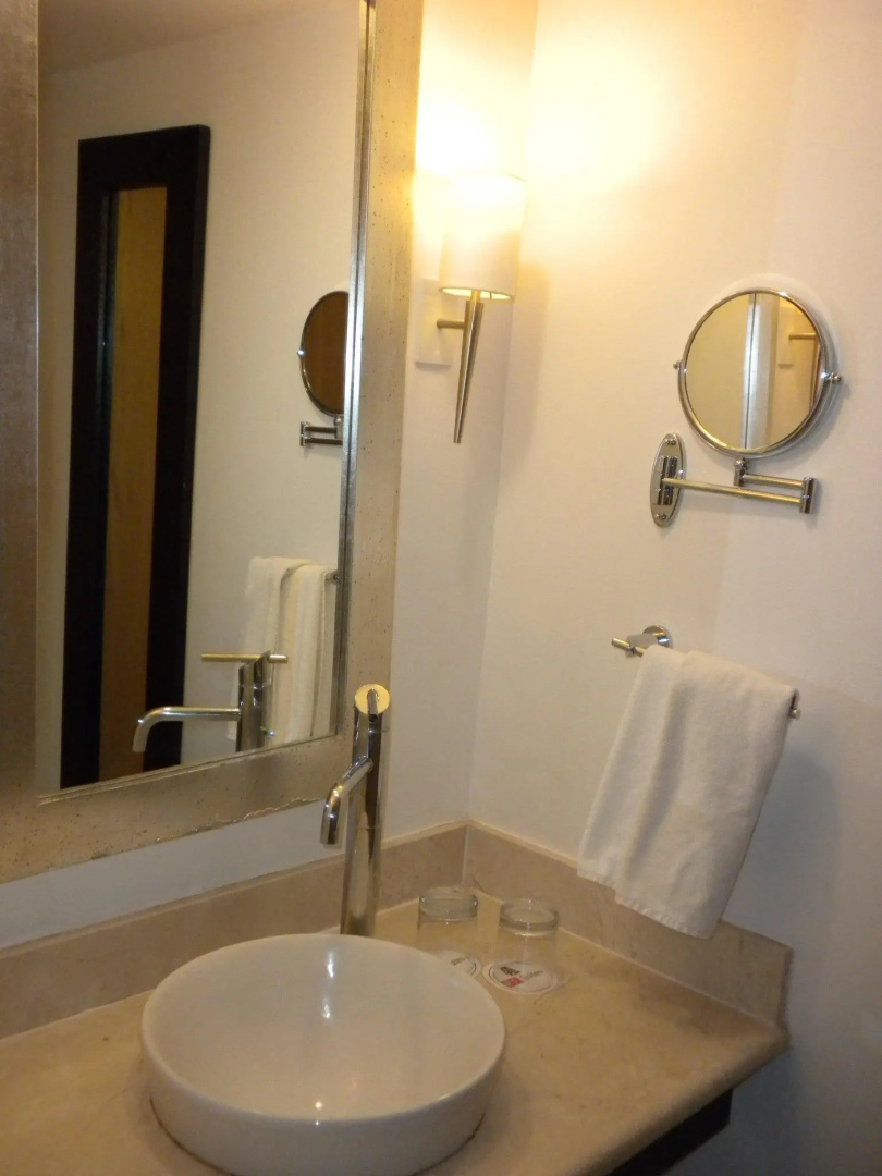 Hotel & Suites PF