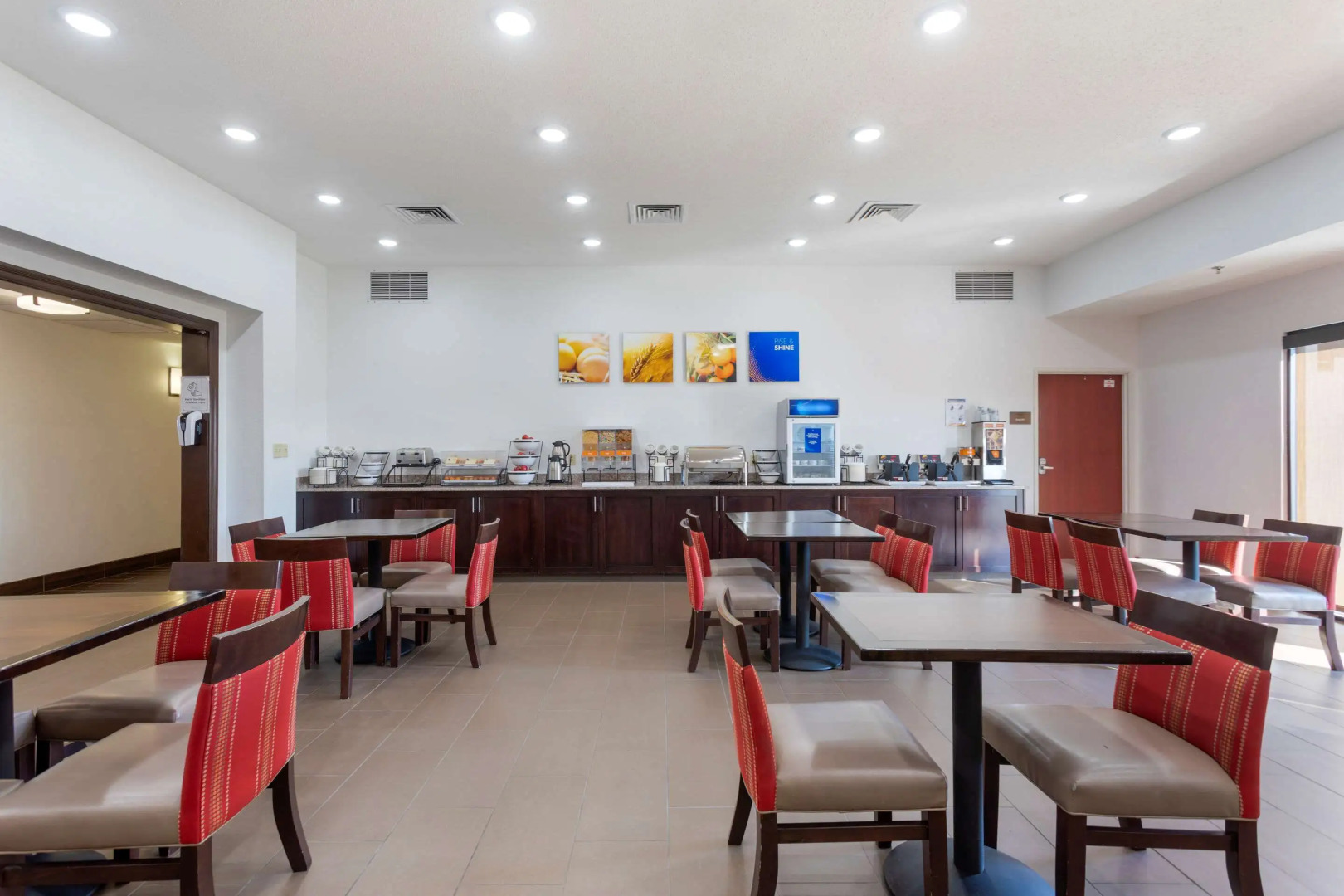 Comfort Inn & Suites Cave City