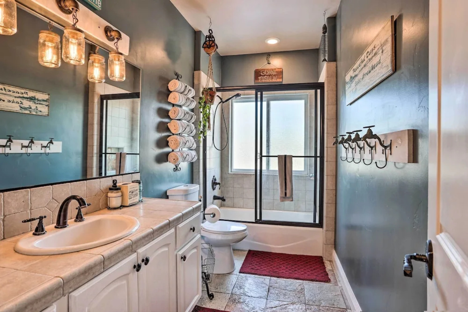 Lovely Lake Arrowhead Home w/ Private Hot Tub