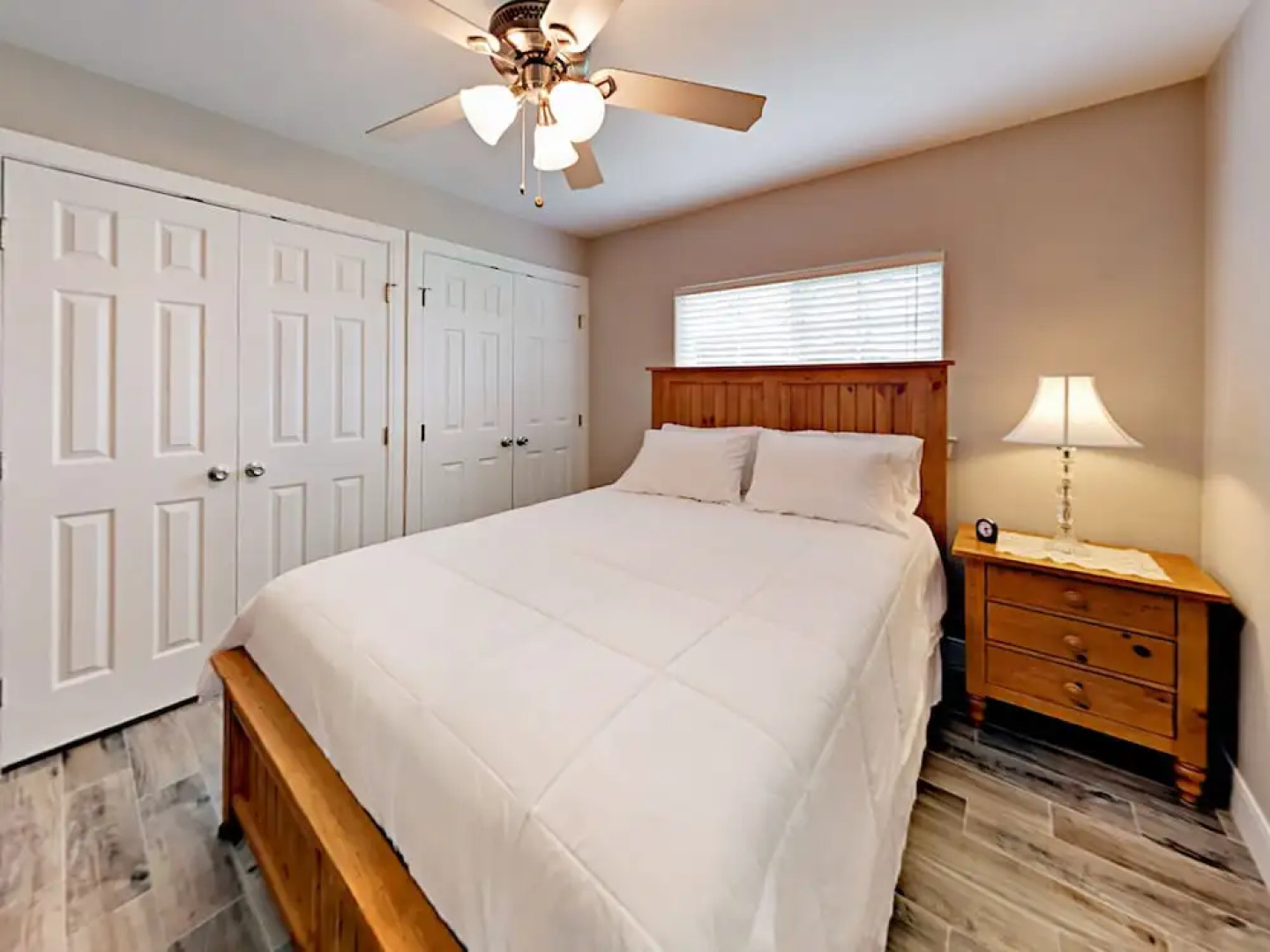 1411 Linden Home 3 Bedrooms 2 Bathrooms Home