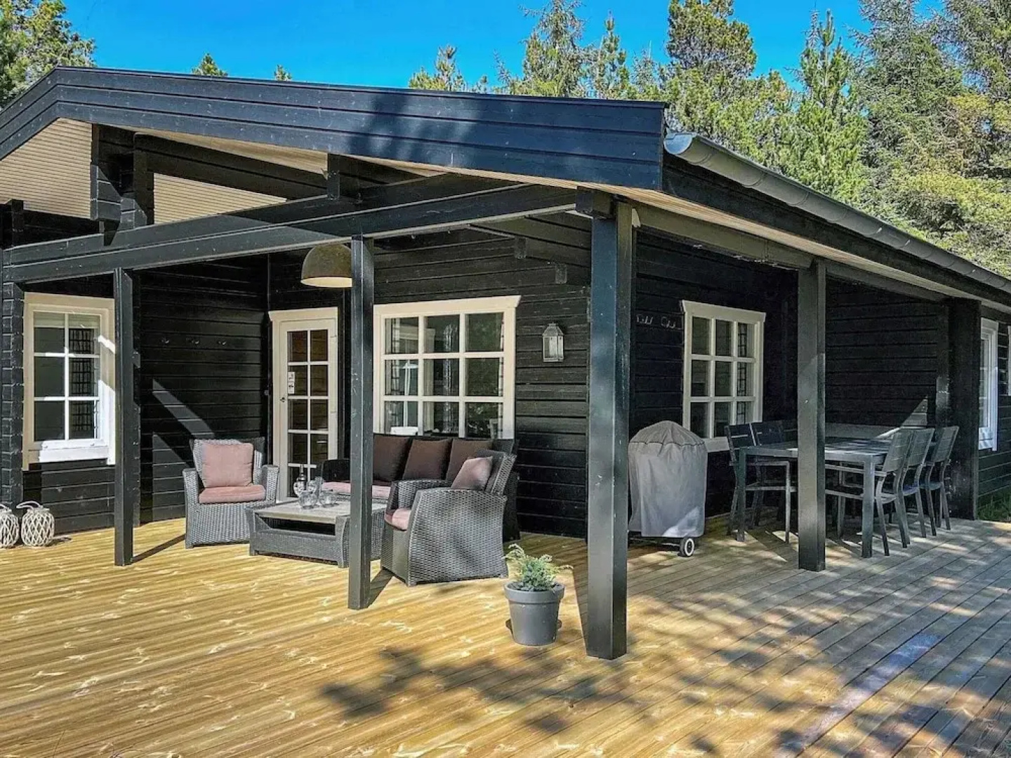 6 Person Holiday Home in Romo