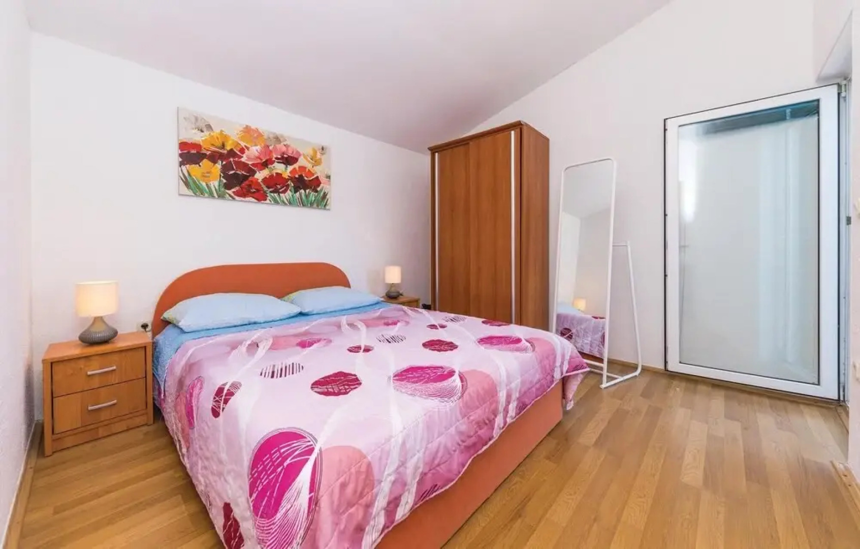 Beautiful Home in Drvenik Veliki With Wifi and 4 Bedrooms