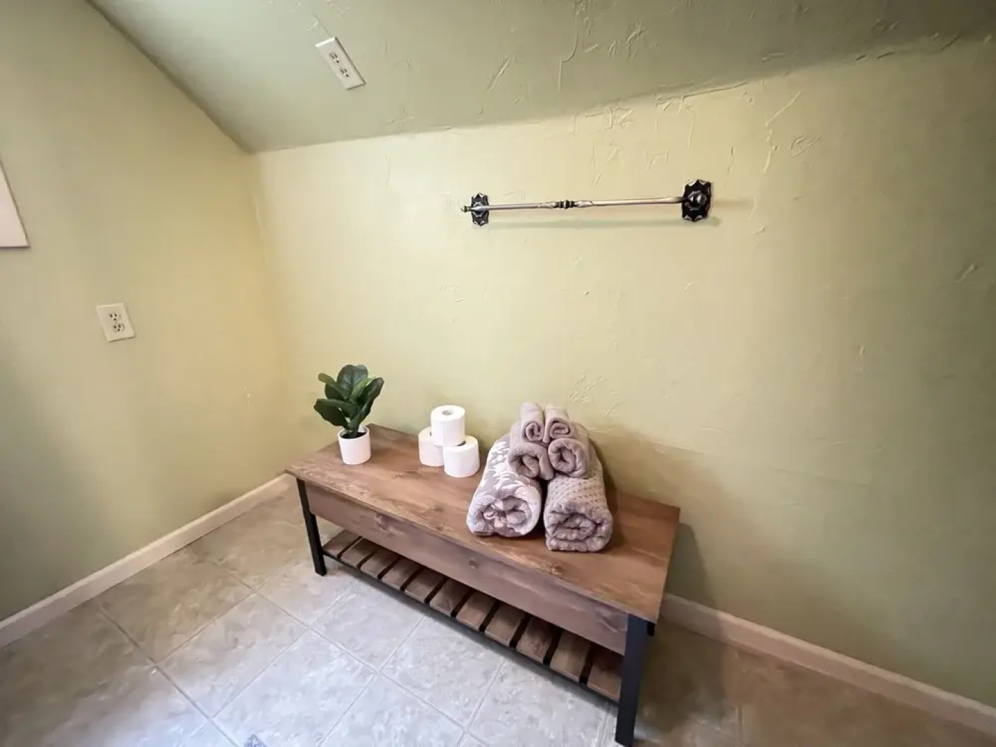 245 Kevin Colorado Grandma's Escape Village Rustic and Cozy House near Great Sand Dunes Wolf Creek Ski