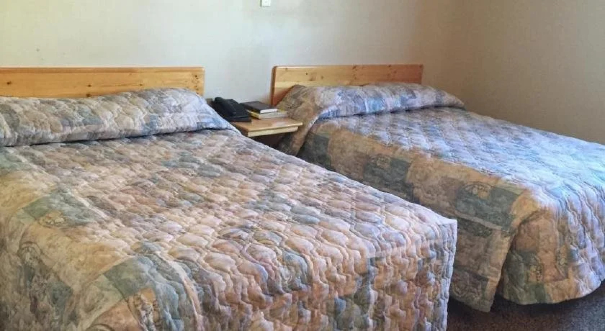 Wakiki Motel & Lounge