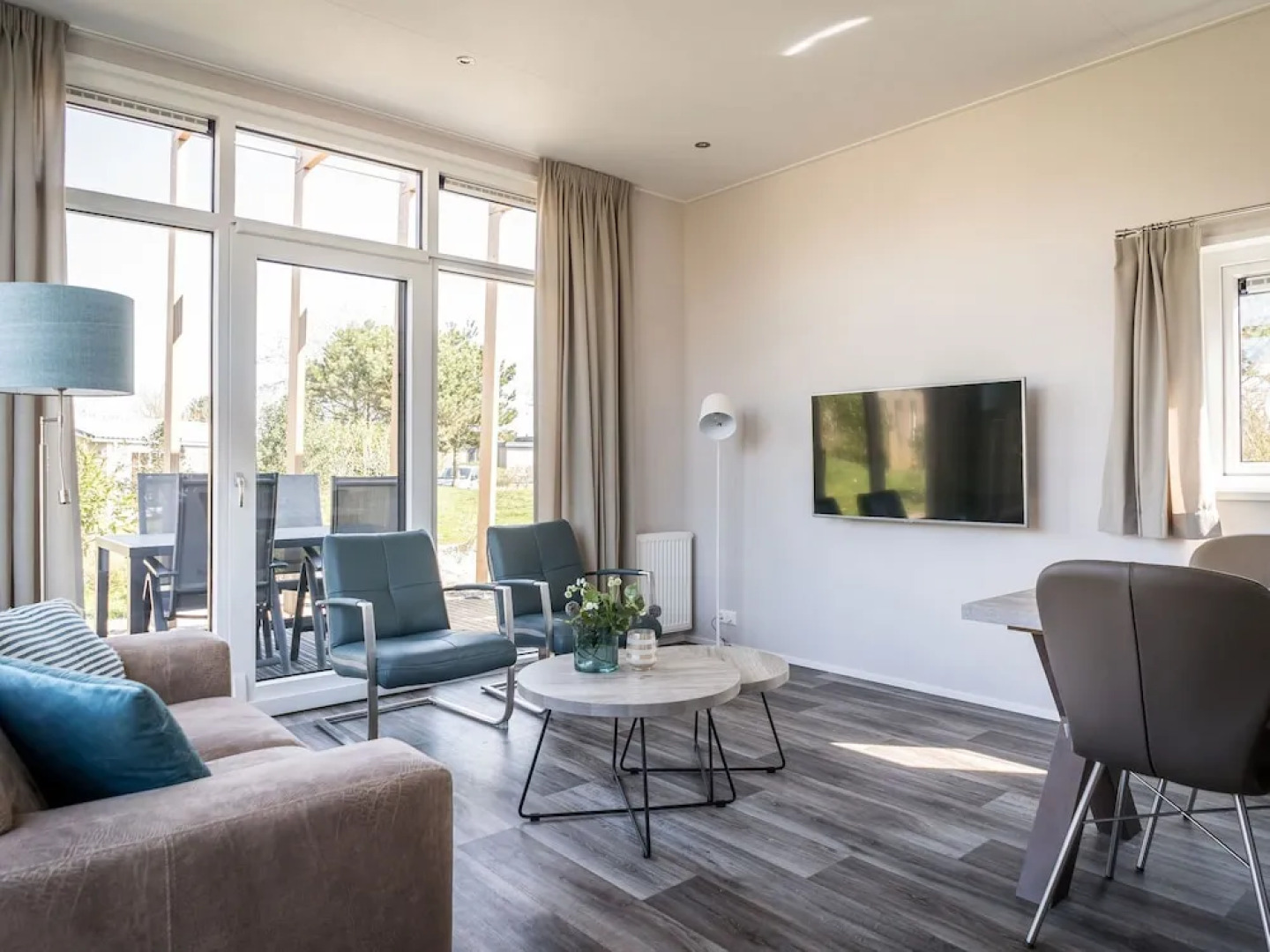 Modern Chalet With Dishwasher on Texel