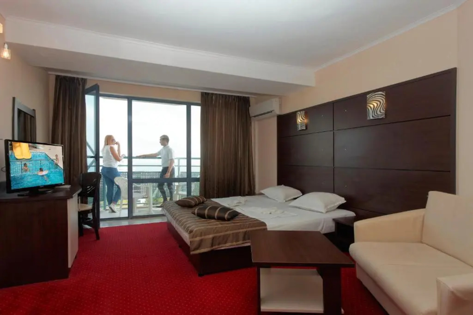 Royal Hotel