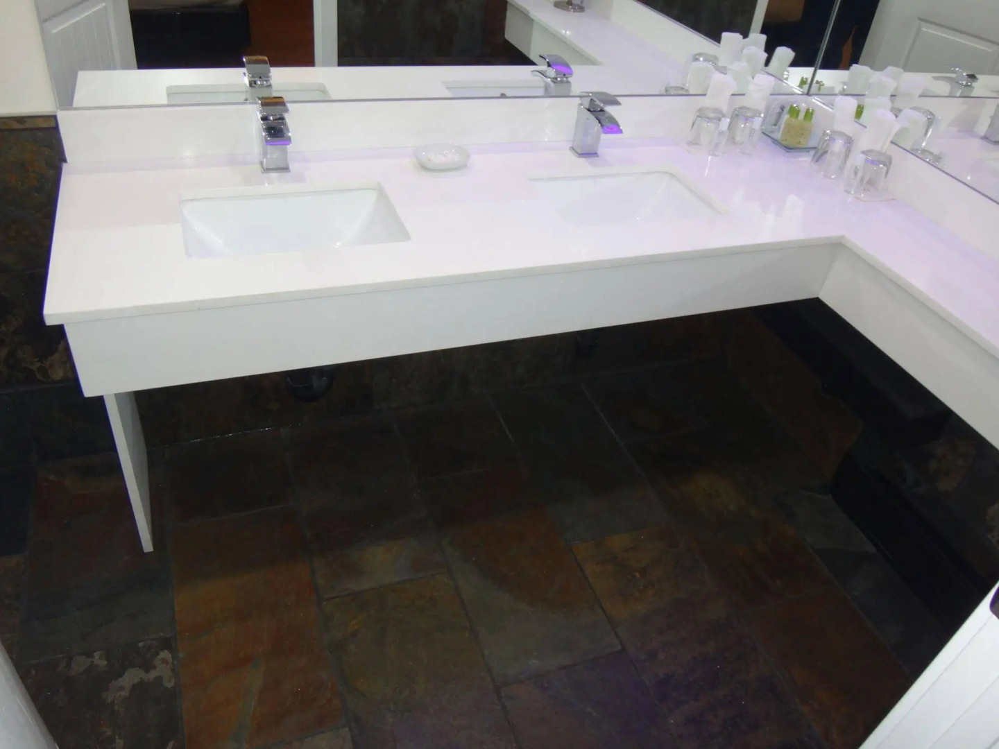 Rockwater Secret Cove Resort