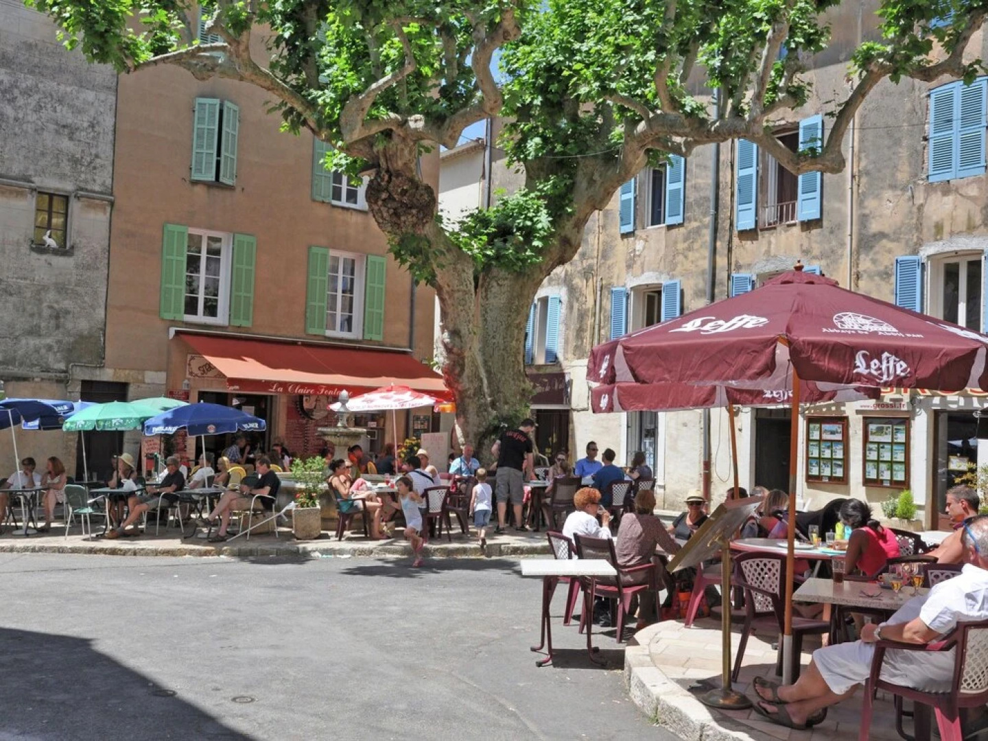 Spacious Villa in Aups With Swimming Pool