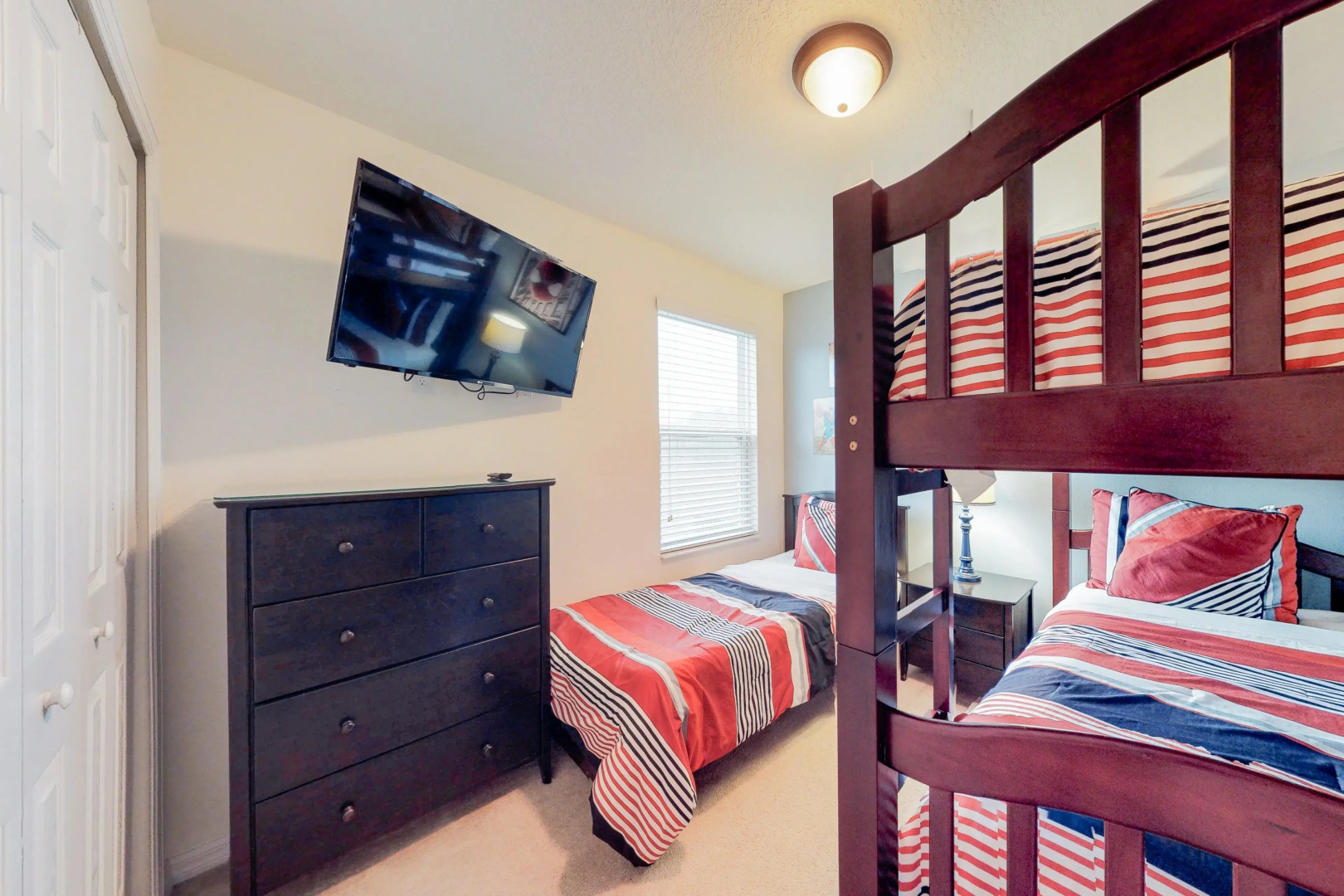 WS681OCB - 6 beds pool & spa luxurious home - Gate