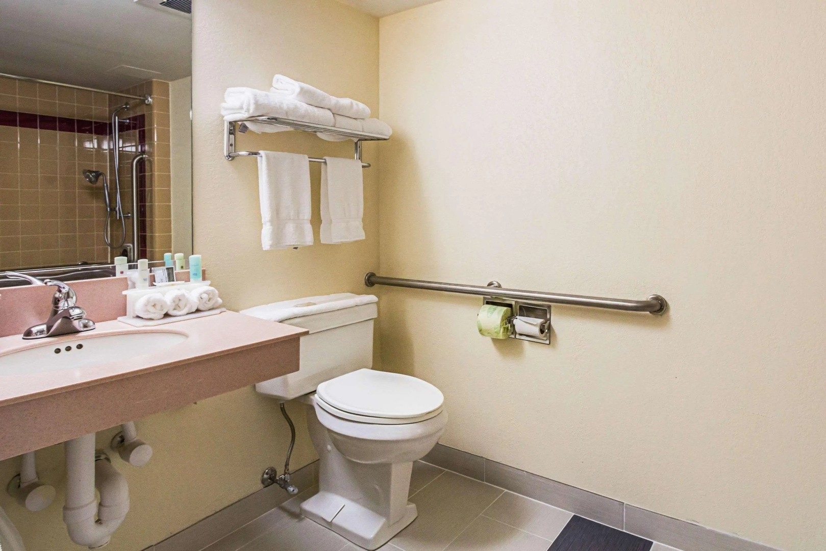 Quality Inn & Suites Altoona