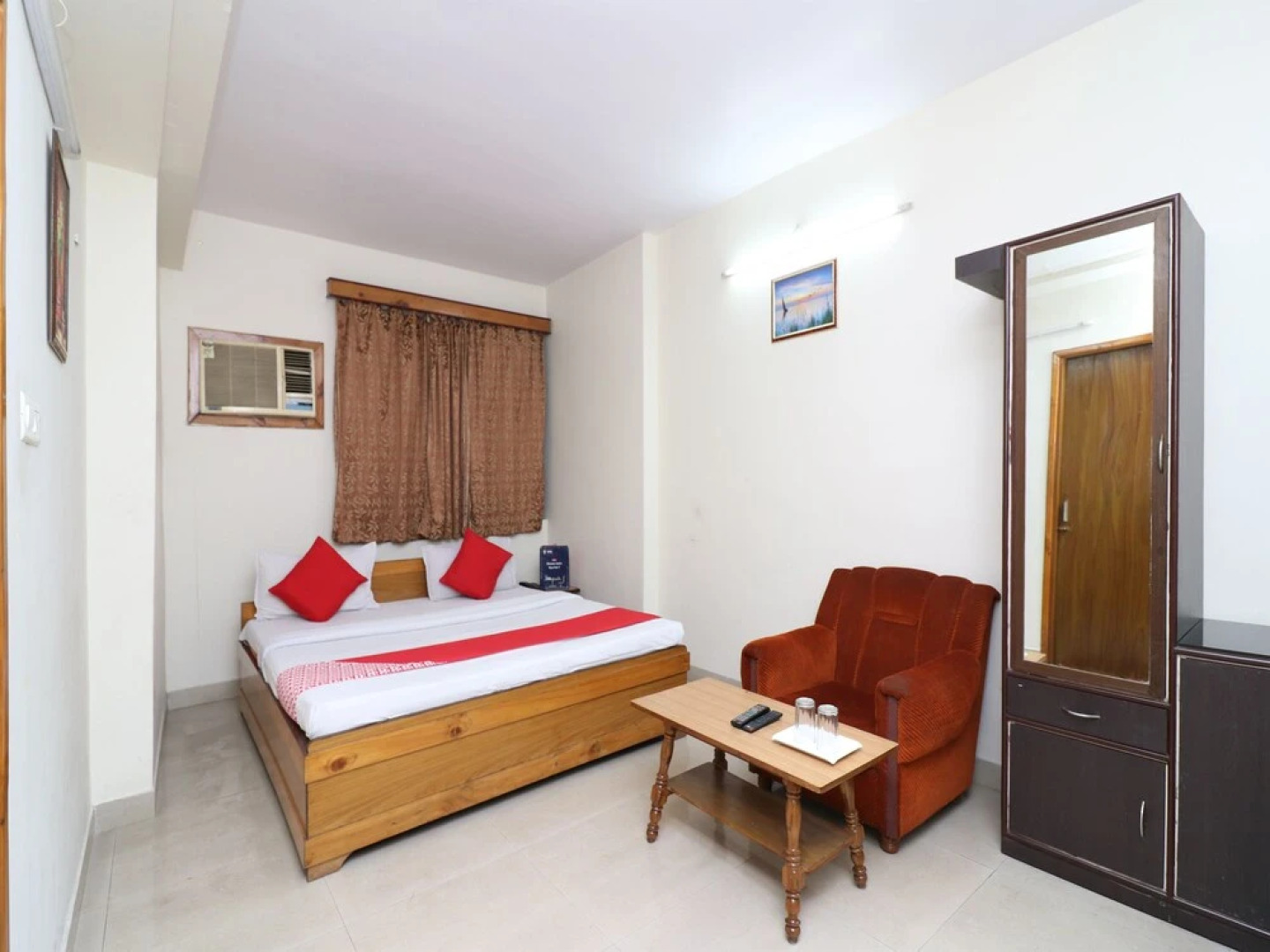 OYO 18838 Hotel Ta-tin