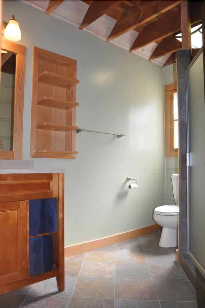 Rogers Cabin 4 Bedrooms 1.5 Bathroom Cabin