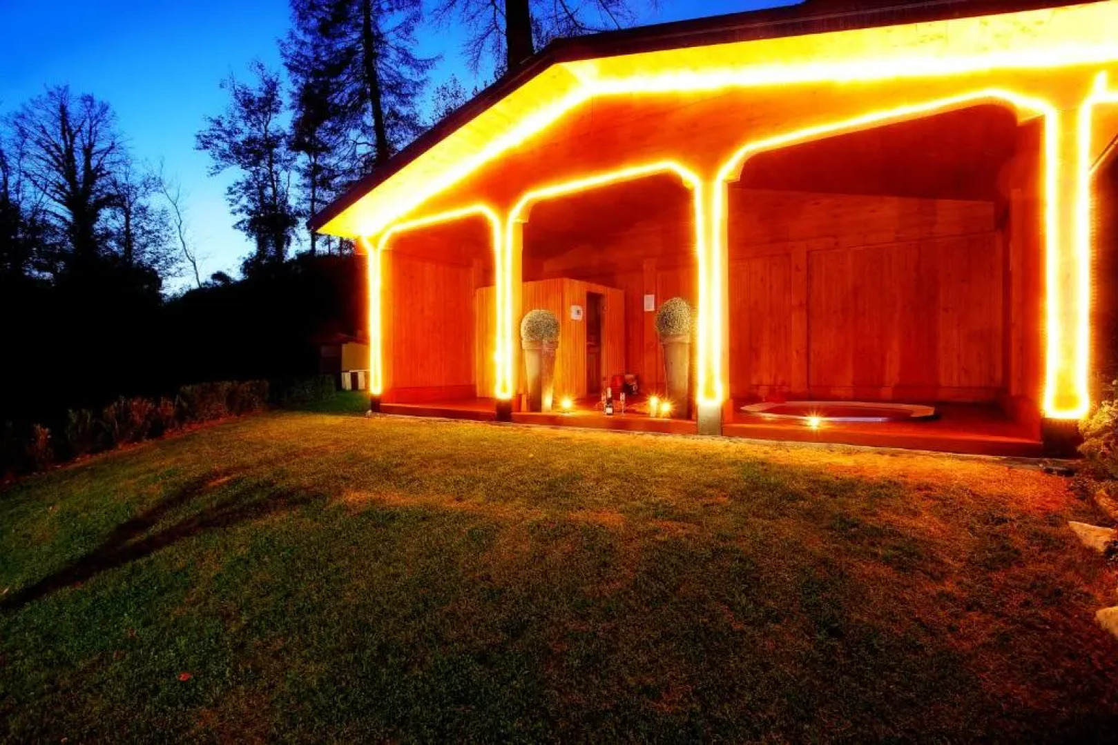 Tremezzo Residence 5-1 of 11 Apartments in An Exclusive Residence by Italian Apartments