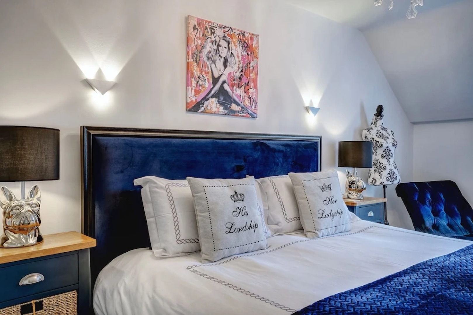 Norfolk Luxe Beach House Sleeps 8 Dog Friendly