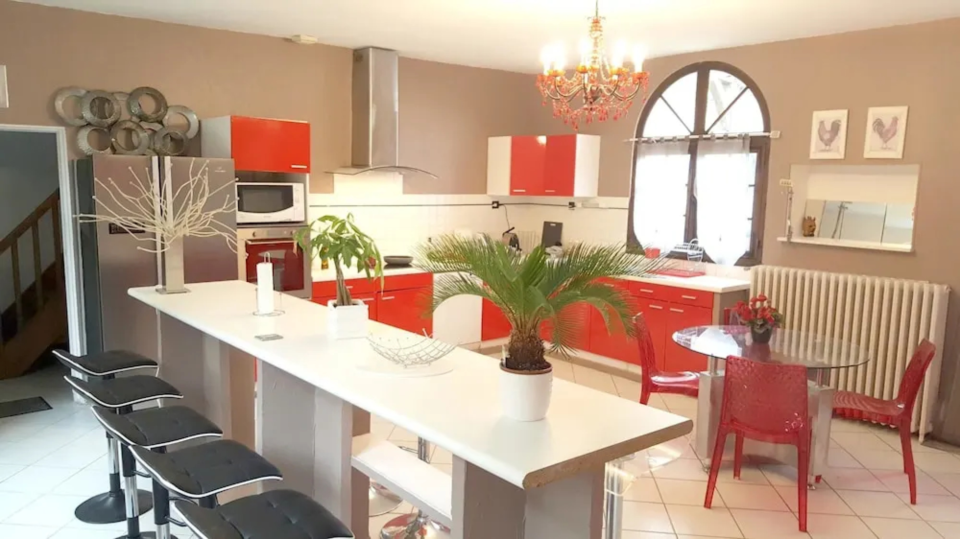 Mansion With 5 Bedrooms in Vernou-sur-brenne, With Pool Access, Enclos
