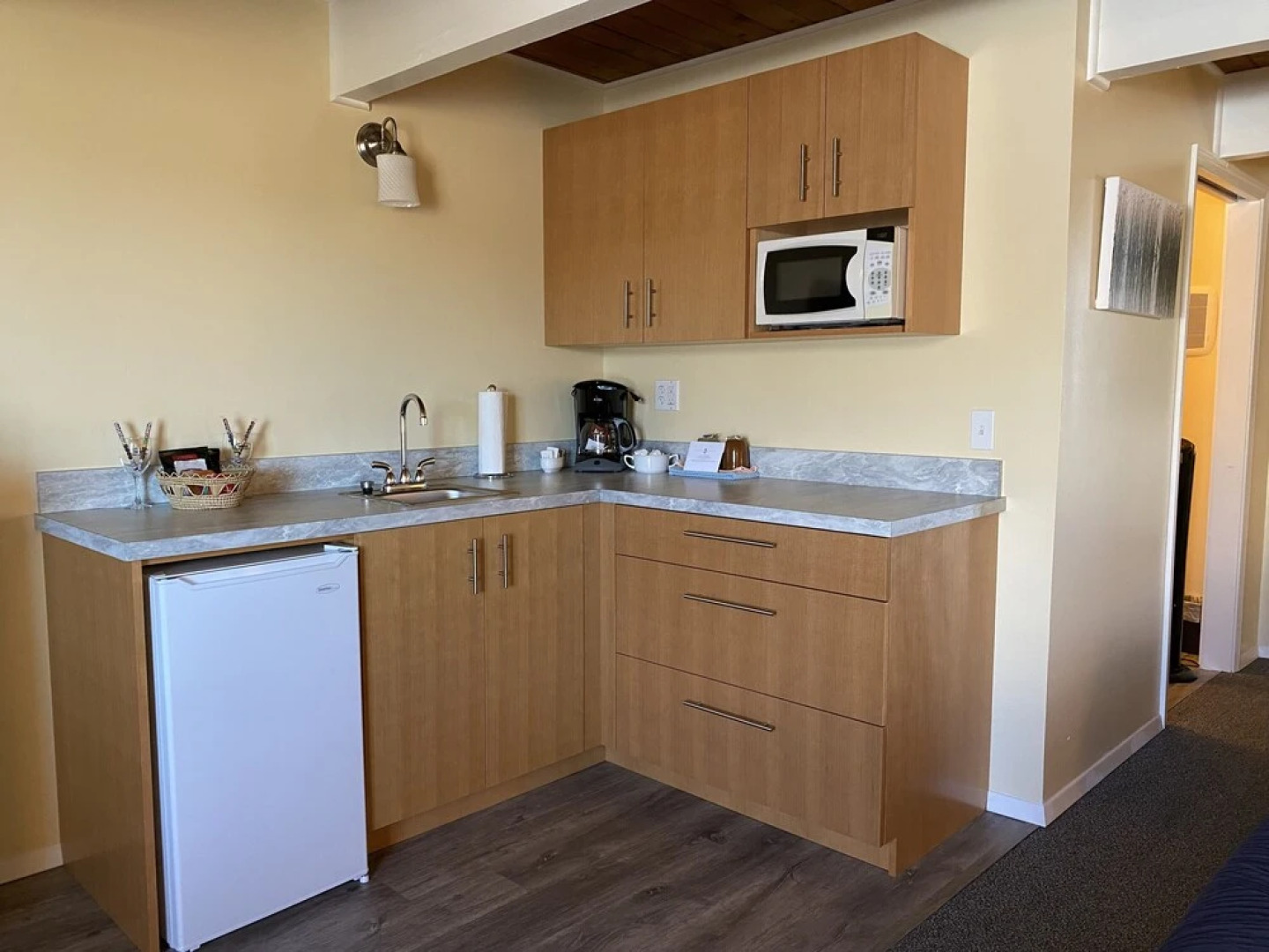 Wheeler on the Bay Lodge & Marina