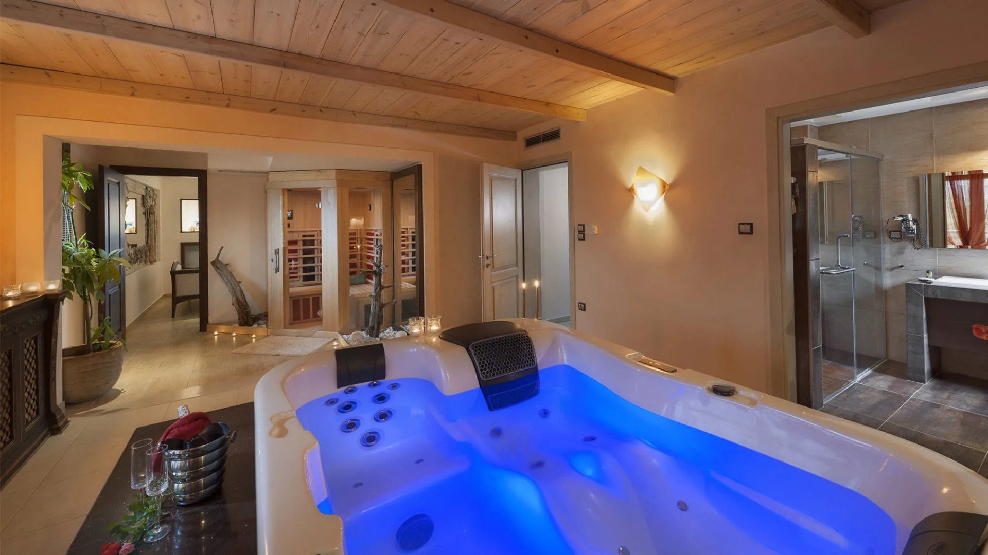 Iakovakis Suites & Spa