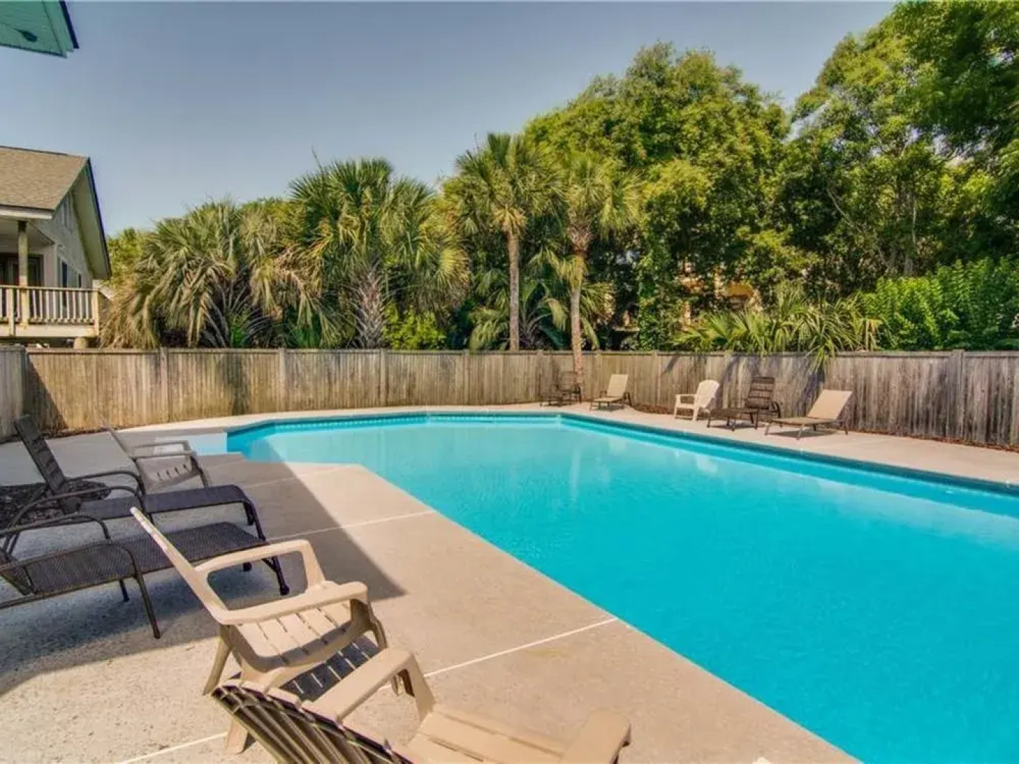 Ocean Boulevard 511 by RedAwning