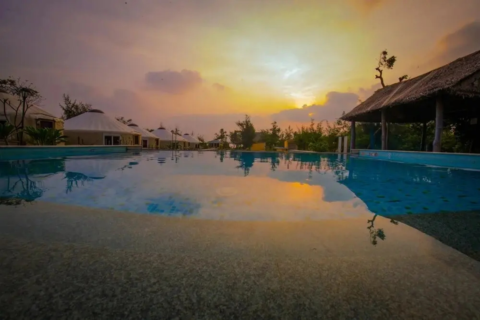 Casuarina Bay Beach Resort
