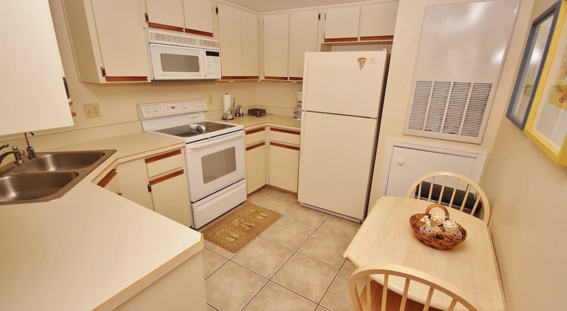 Sea Woods 270 Apartment 3