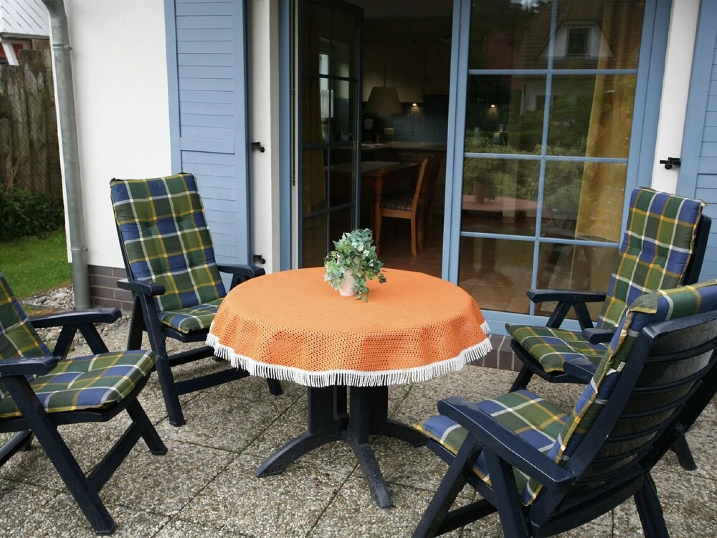 Cozy apartment near Beach in Dierhagen Strand