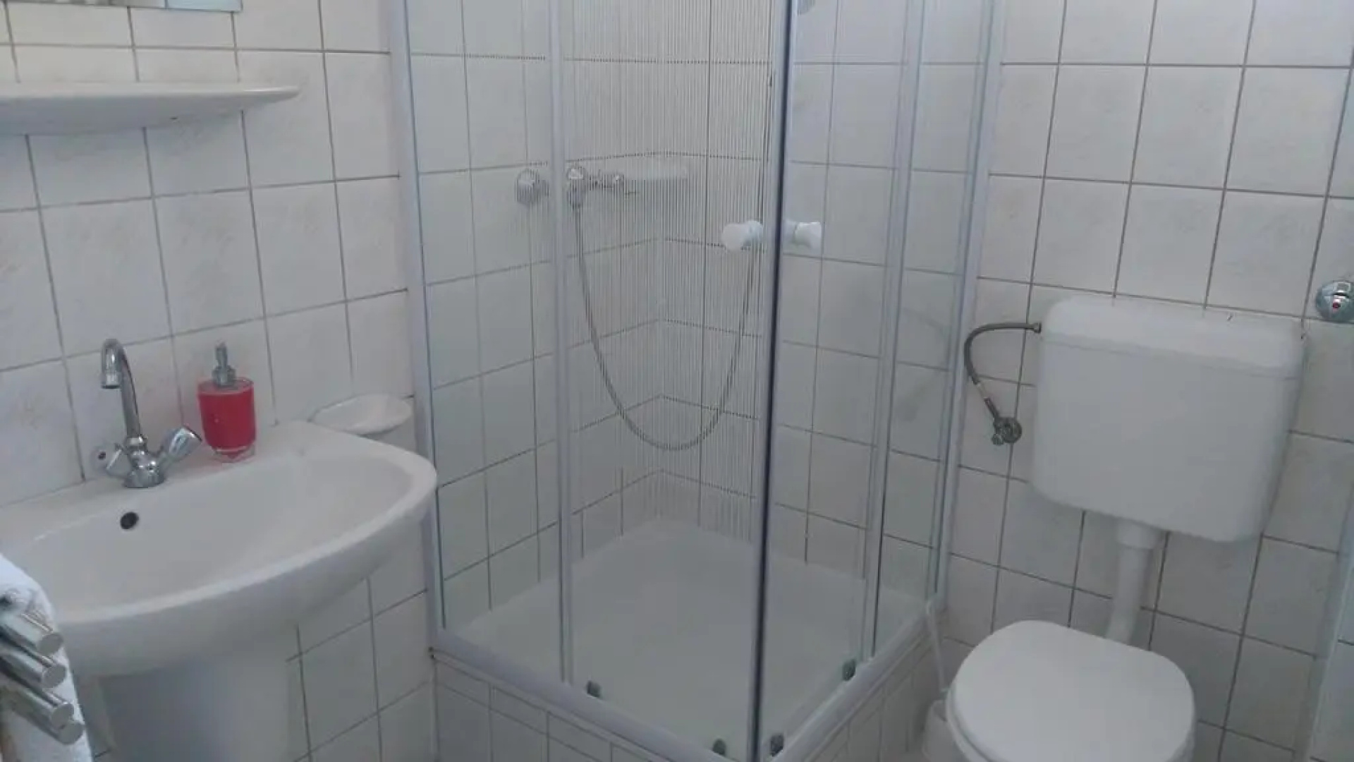 Platán Apartmanház