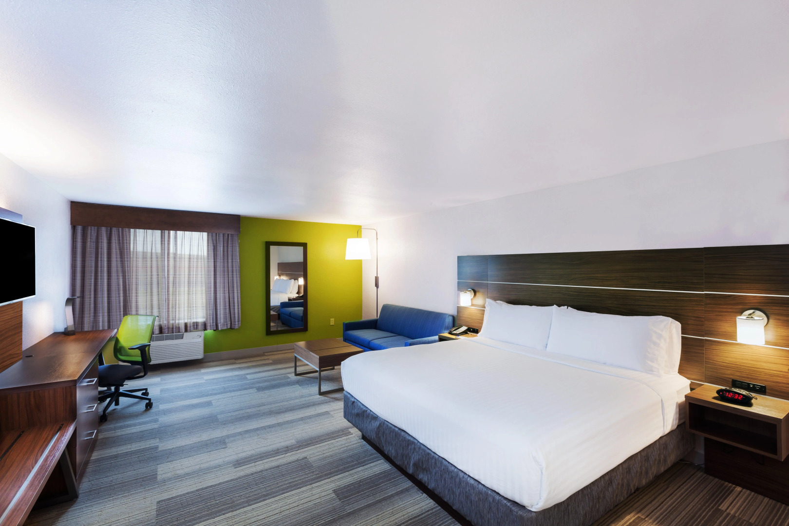 Holiday Inn Express Hotel & Suites Dallas Lewisville by IHG
