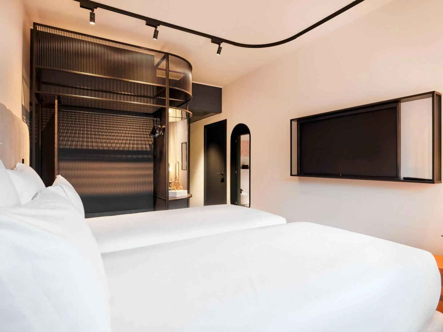 TRIBE Milano Malpensa