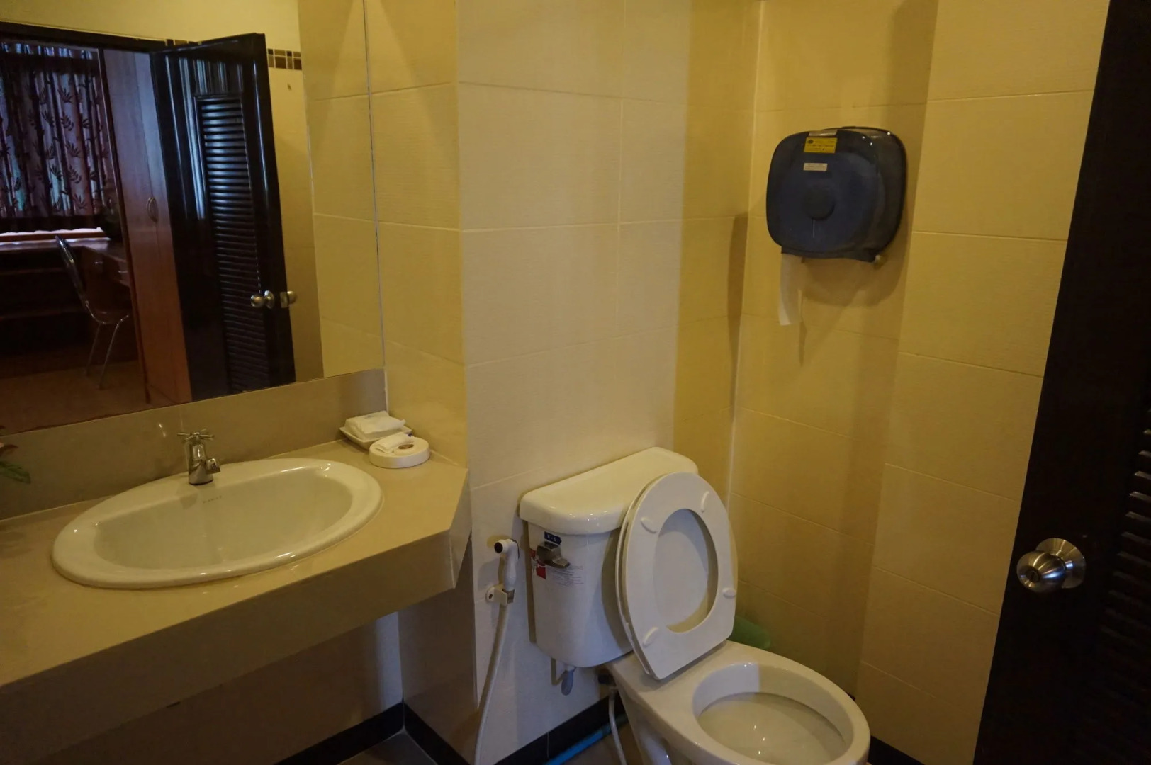 Supak Hotel