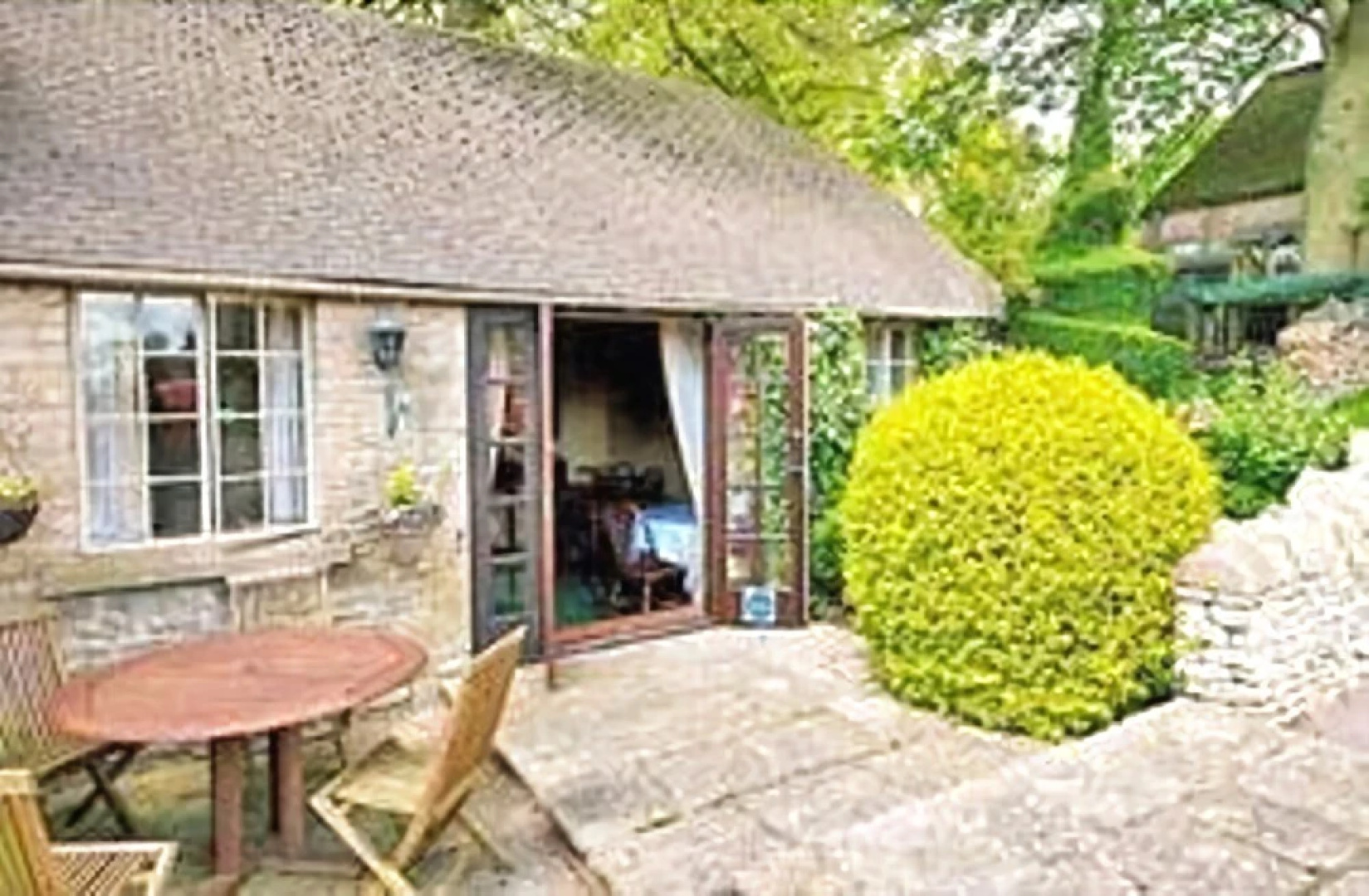 Snowshill Hill Estate B&B