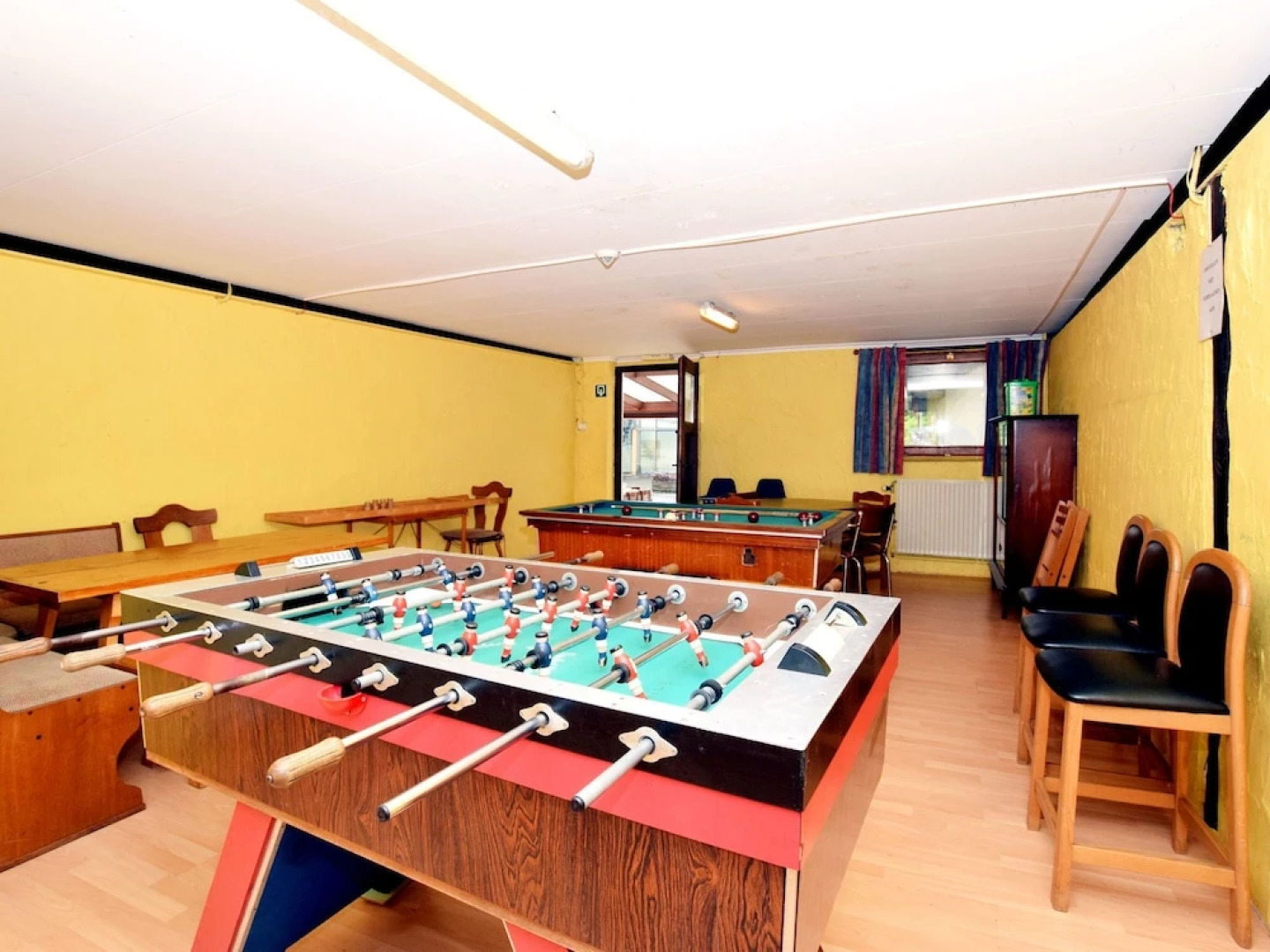 Cozy Holiday Home in Somme-Leuze with Private Swimming Pool