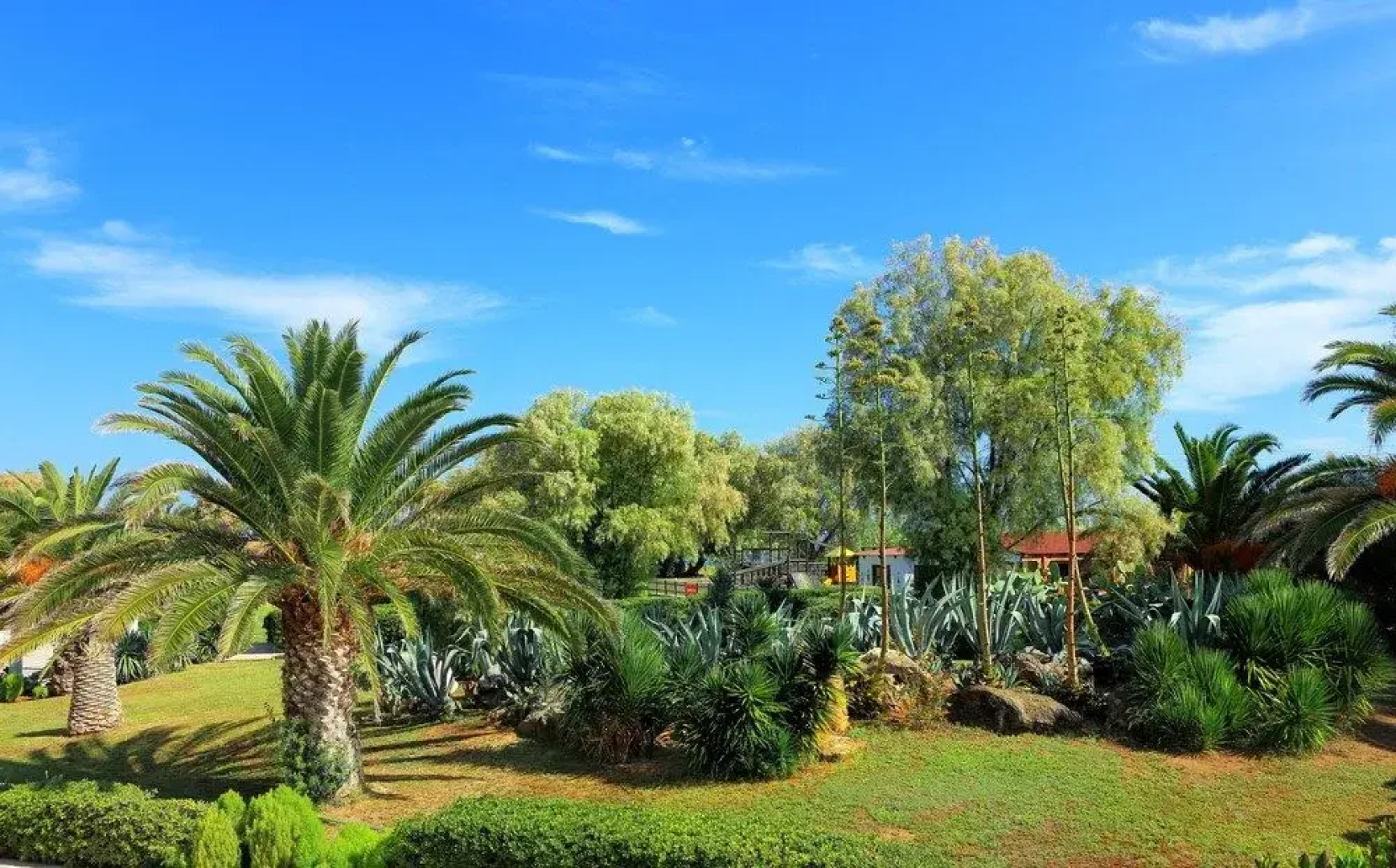 Santa Marina Resort