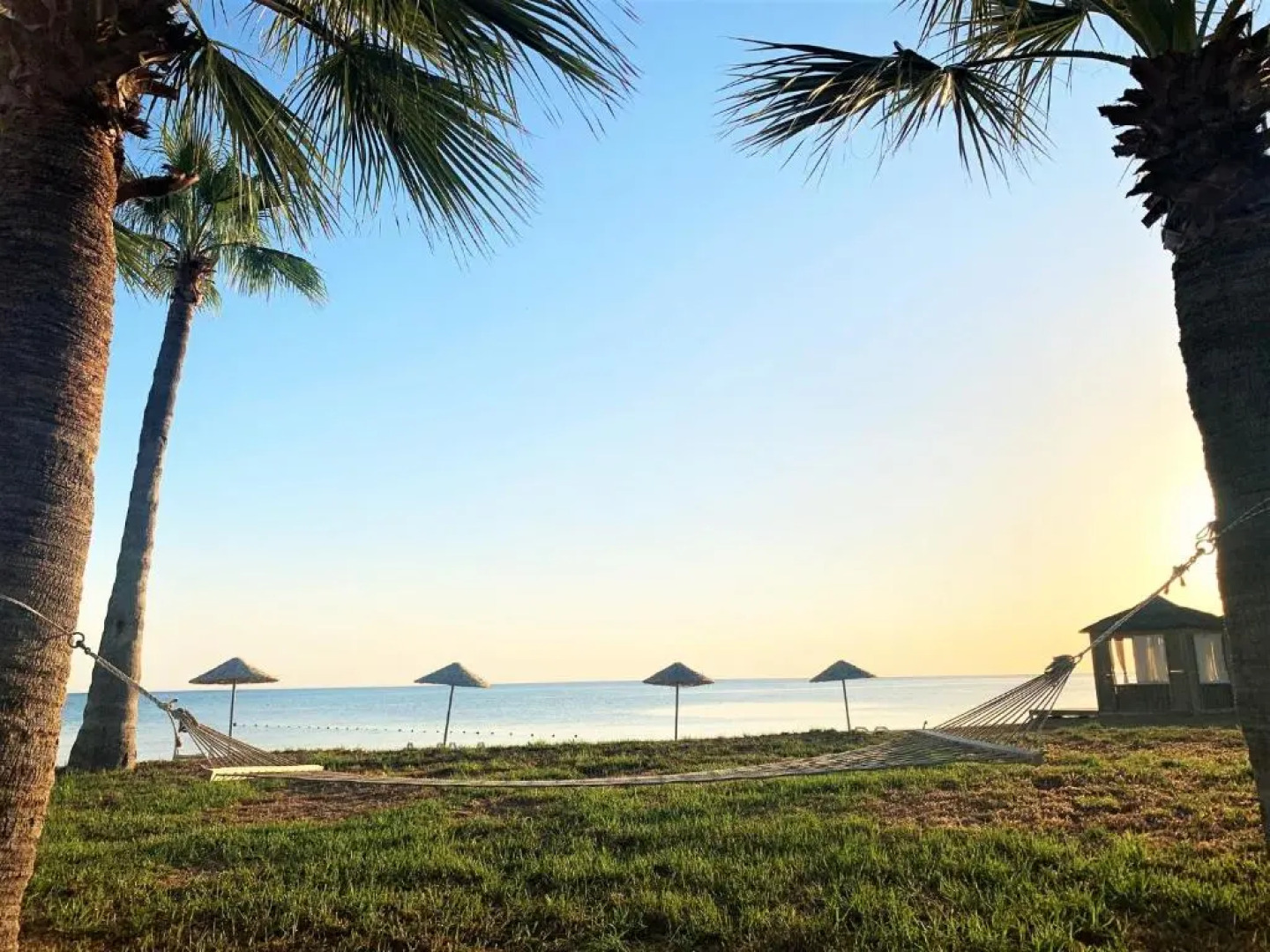 Relaxing Studio by the Sea