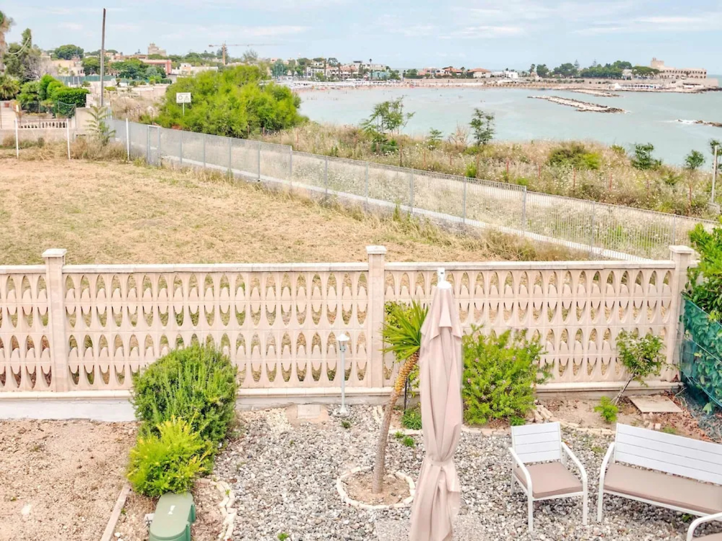 Pleasant Villa in Trani with Barbecue