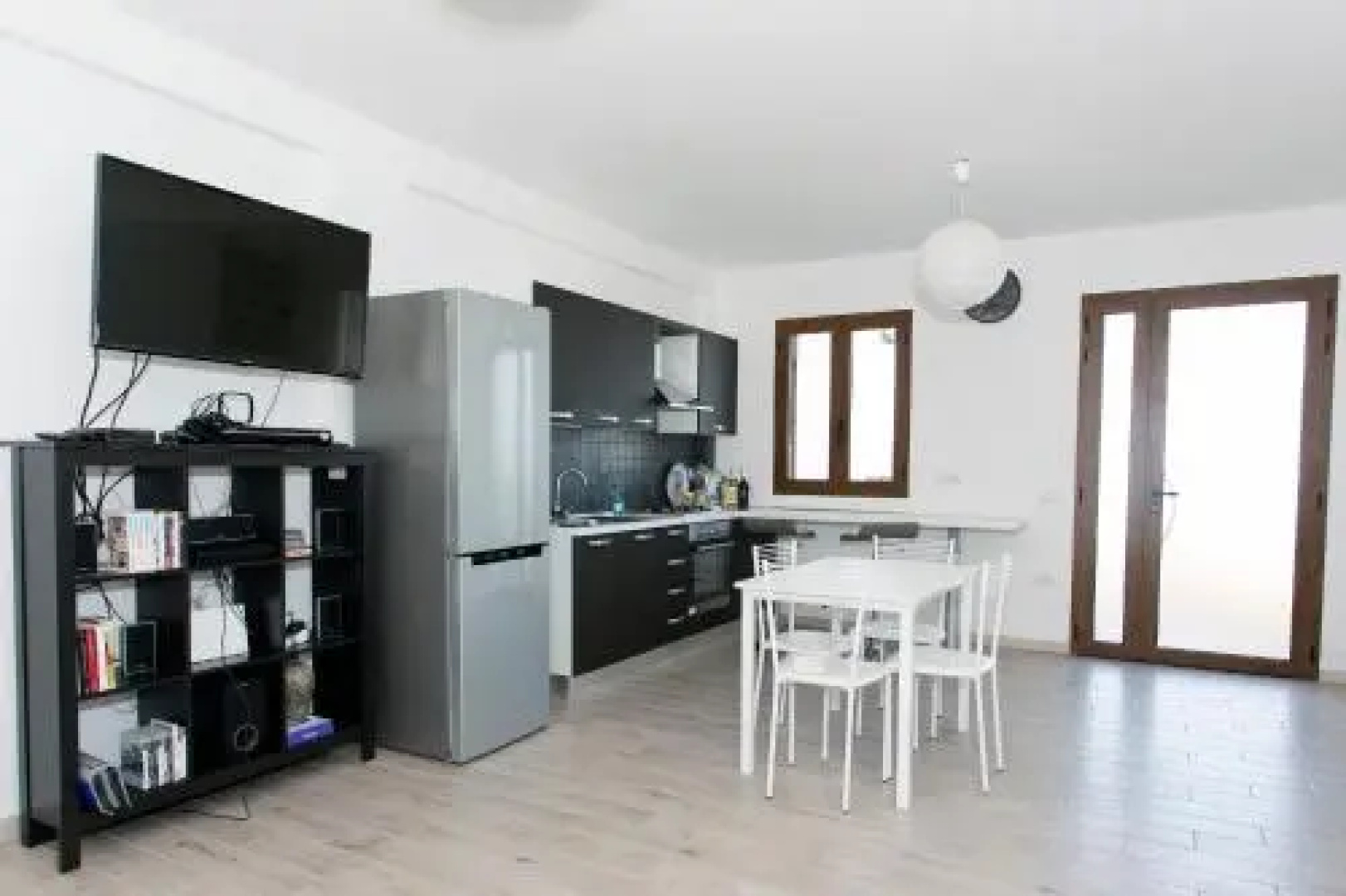 Sunshine Luxury Seafront House - S'arena Scoada