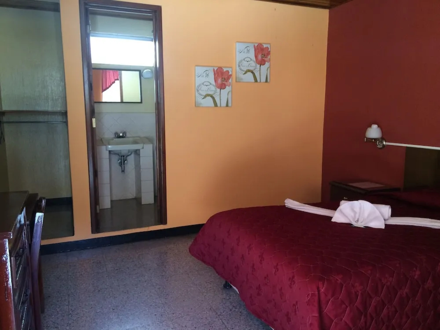 Hotel y Restaurante Villa Esmeralda